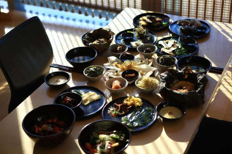 Seoul Vegan Delight: Temples, Teas & Treats Tour - Who Will Love This Tour?