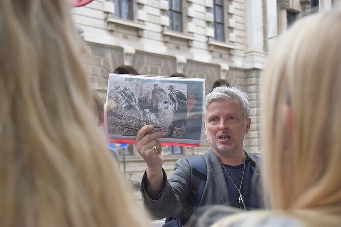 Serial Killers: The Blood and Tears London Walk Tour - Discovering Londons Dark Side: An In-Depth Review of the Blood and Tears Walk
