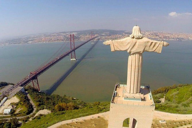 Serra Arrábida-Azulejos Natural Park private tour and wine tour departure Lisbon - The Sum Up