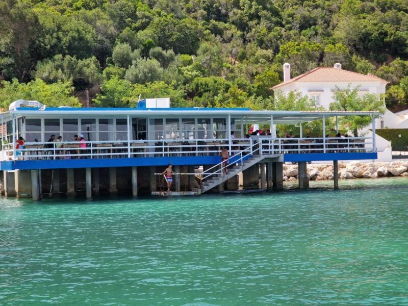 Sesimbra: Boat Tour with Lunch at Portinho da Arrabida - Key Points