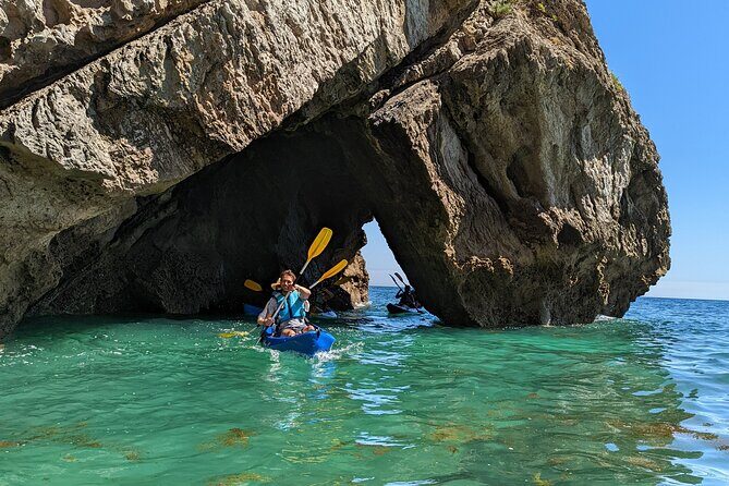 Sesimbra : Guided Kayak Tour in Arrábida Natural Park & Caves - FAQ