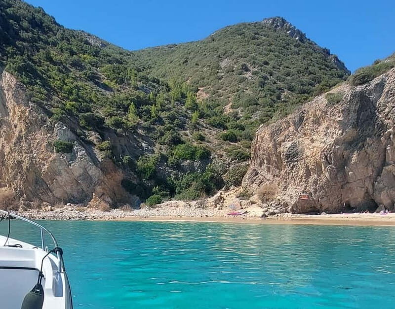 Sesimbra: Private boat trip in the Arrábida Natural Park. - Who Should Consider This Tour?