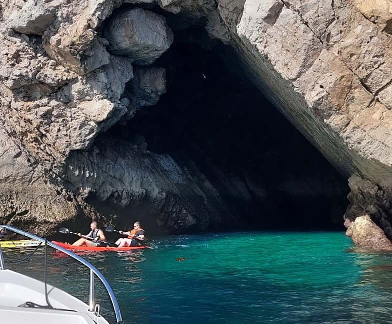 Sesimbra: Private boat trip in the Arrábida Natural Park. - Pricing & Value