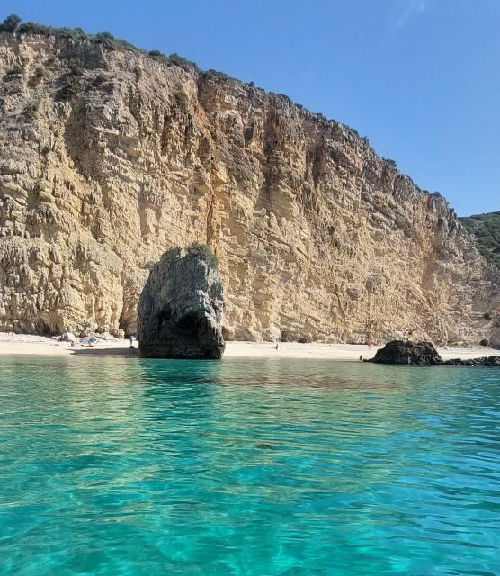 Sesimbra: Secret Bays and Beaches Boat Tour with Snorkeling - Who Will Love This Tour?