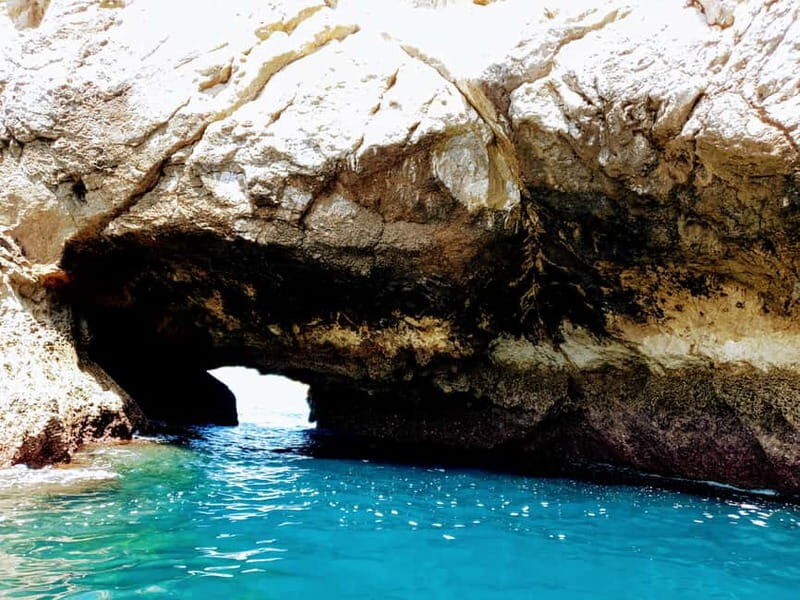 Sesimbra: visit to the Caves - A Practical Look at the Experience