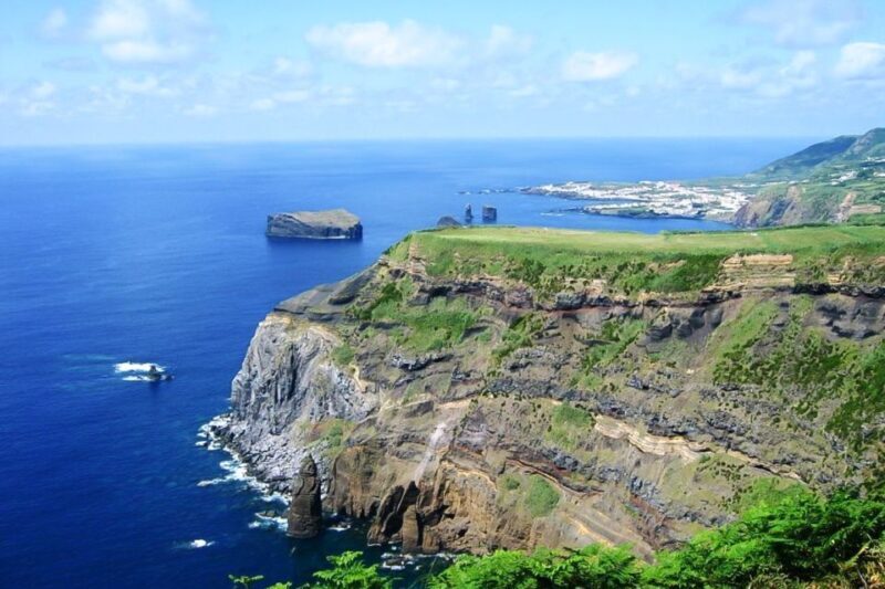 Sete Cidades Azores 4x4 Day Tour from Ponta Delgada - Key Points