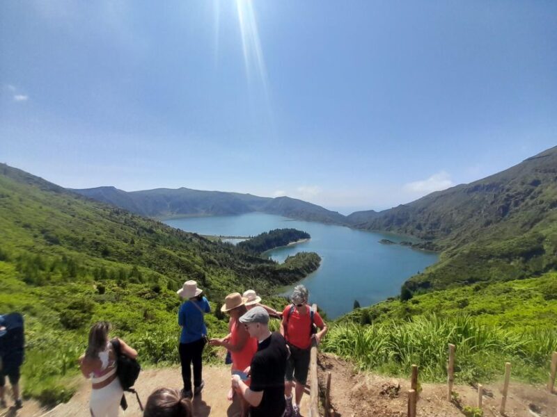 Sete Cidades: Day Tour - Blue & Green Lake and Fire Volcano - Who Will Love This Tour?