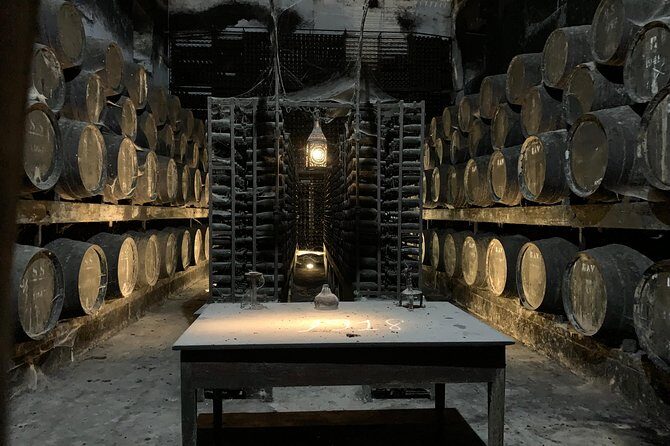 Setúbal Wine Tour with Visit and Tasting at 2 Wineries - FAQ