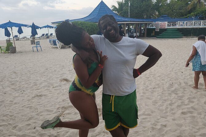 Seven Miles beach with Swedish Massage & Rick's cafe with pickup - FAQs