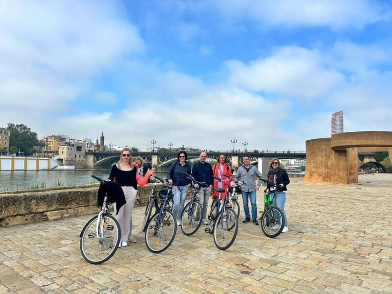 Sevilla: 100% Nederlandstalige Highlights Tour op E-BIKE - Authentic Feedback from Travelers