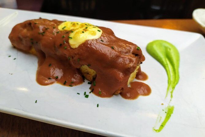 Sevilla Food Tour: Tapas, Wine, History & Traditions - What Makes This Tour Stand Out