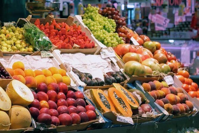 Sevilla Food Tour: Tapas, Wine, History & Traditions - Who Would Love This Tour?