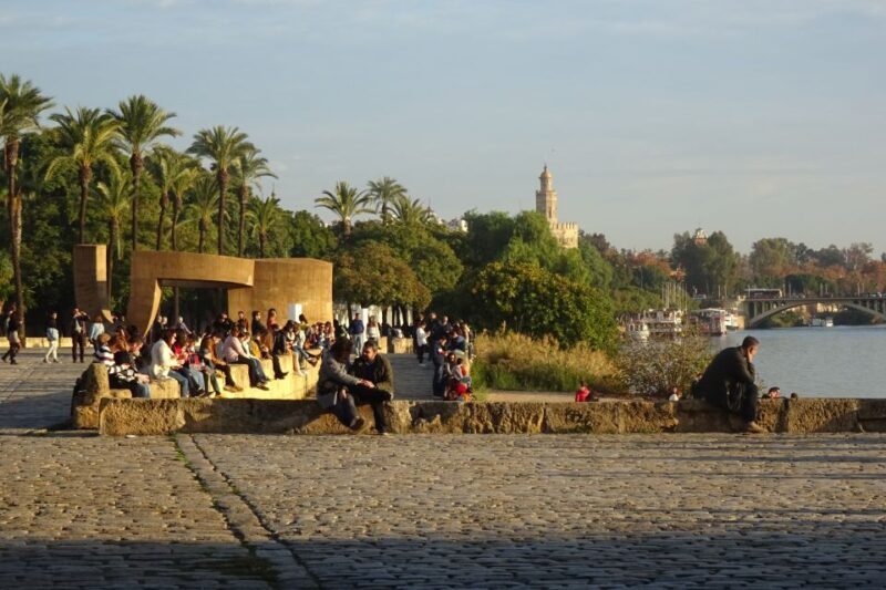 Seville: 2.5-Hour Evening Electric Bike Tour - Who Should Consider This Tour?