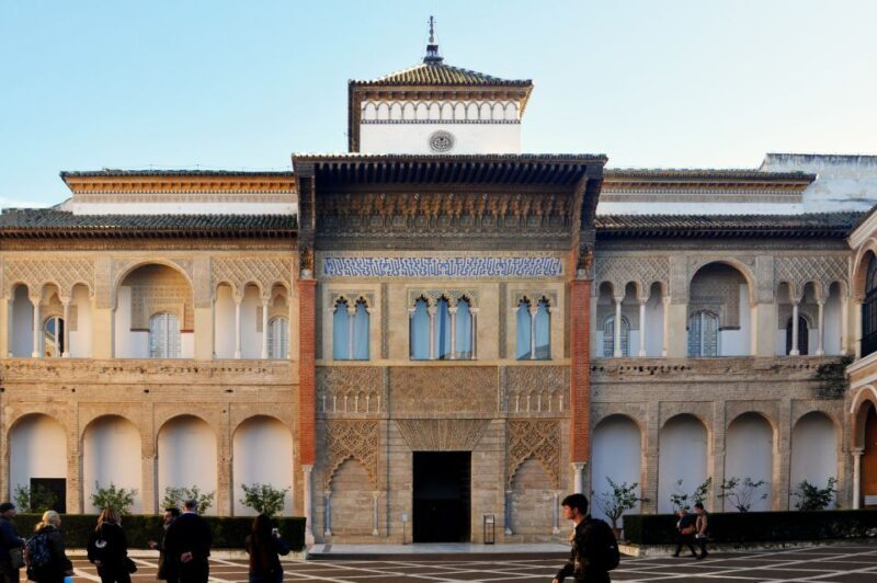 Seville: Alcazar & Cathedral Skip-the-Line Guided Tour - Discover Seville’s Gems: Alcázar & Cathedral Skip-the-Line Guided Tour
