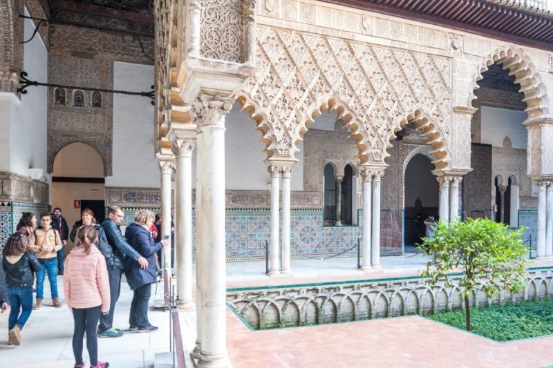 Seville: Alcazar Guided Tour with Entrance - Key Points