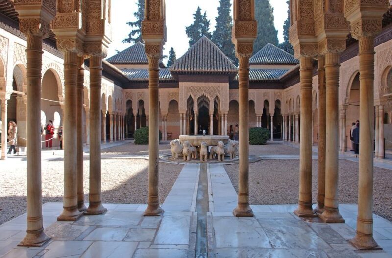 Seville: Alhambra Day Trip with Guide & Nasrid Palaces Entry - Practical Details That Matter