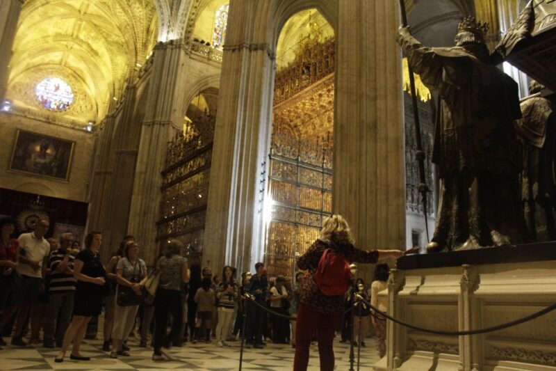 Seville: Cathedral and Giralda Skip-the-line Guided Tour - An In-Depth Look at the Seville Cathedral and Giralda Tour