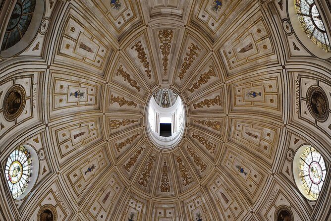Seville Cathedral and the Giralda skip the line private tour - Key Points
