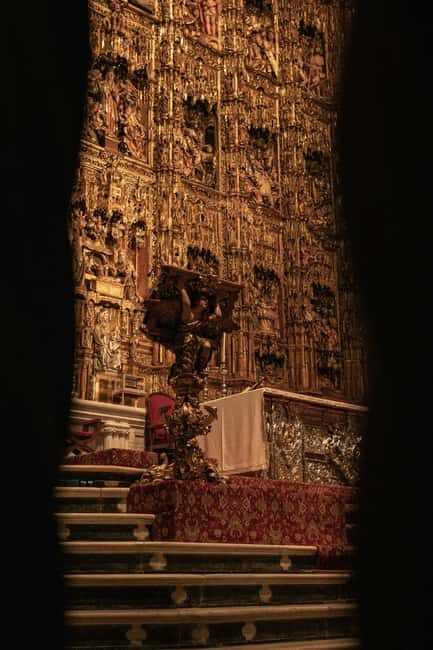 Seville: Cathedral & La Giralda Guided Tour with Tickets - Exploring Seville’s Cathedral and La Giralda: What to Expect