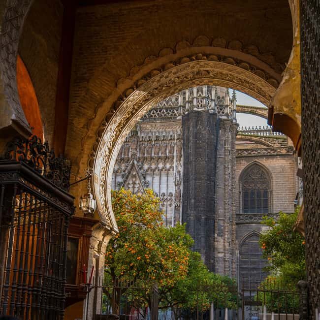 Seville: Cathedral & La Giralda Guided Tour with Tickets - Why This Tour Is a Great Choice