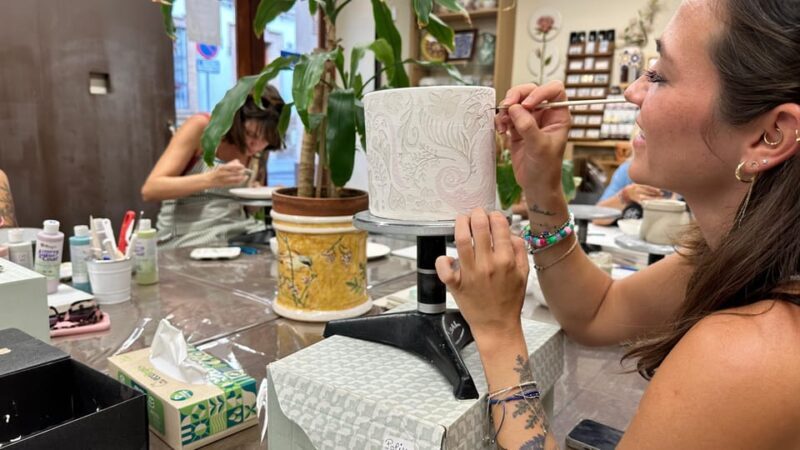 Seville: Ceramic painting workshop - An In-Depth Look at the Ceramic Painting Workshop in Seville