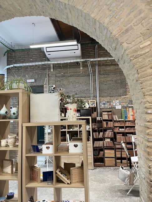 Seville: Ceramic Tile Workshop in Triana - The Sum Up