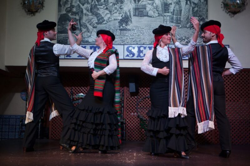Seville: El Patio Sevillano Flamenco Show Ticket & Dinner - Dining and Drinks Options