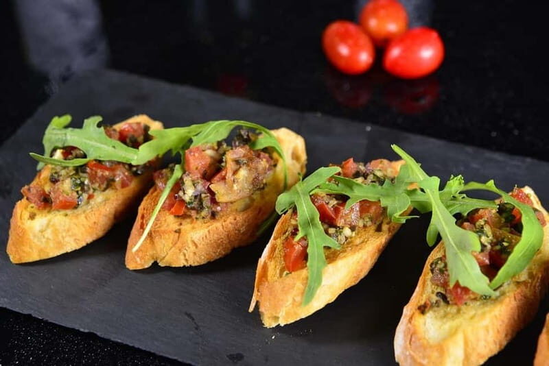 Seville: Exclusive Tapas Tour with Local Guide - Breaking Down the Itinerary