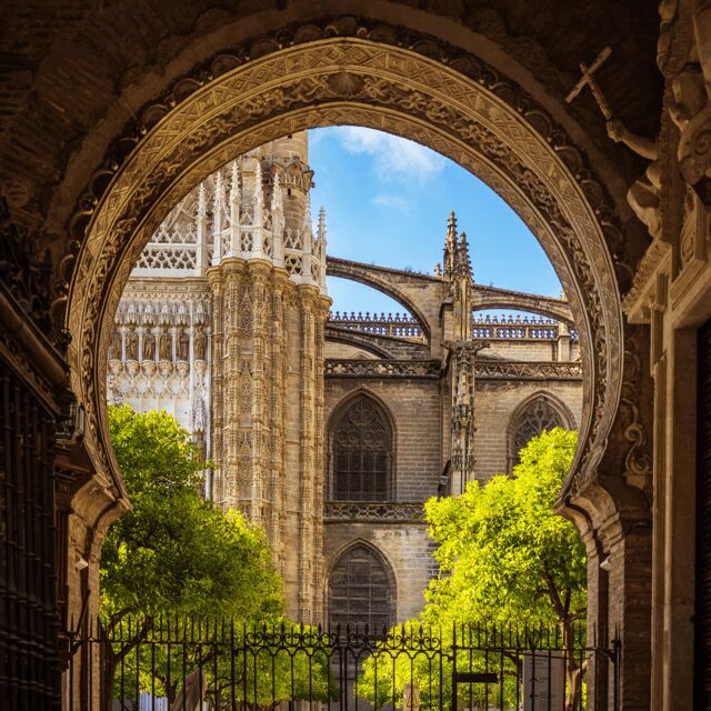 Seville: Fast Track Cathedral Giralda Tower Last minute Tour - FAQ