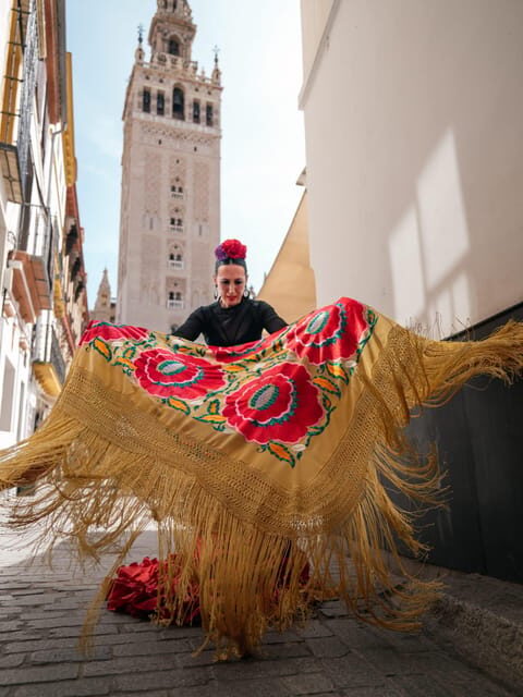 Seville: Flamenco 2 x 1: Flamenco Tour + Dance Class - The Sum Up