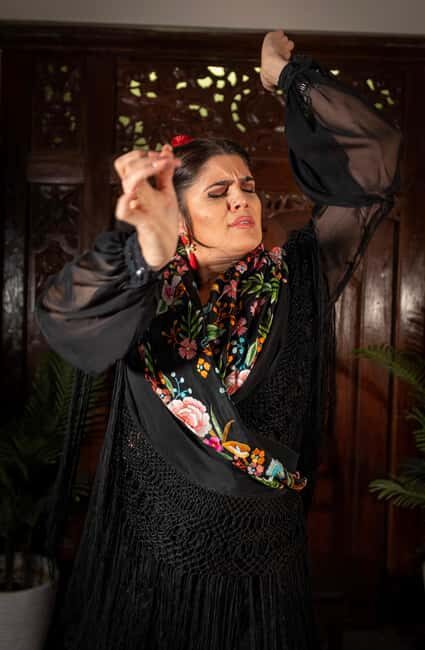 Seville: Flamenco Show at Tablao Almoraima in Triana - Experience the Heart of Flamenco at Tablao Almoraima in Triana