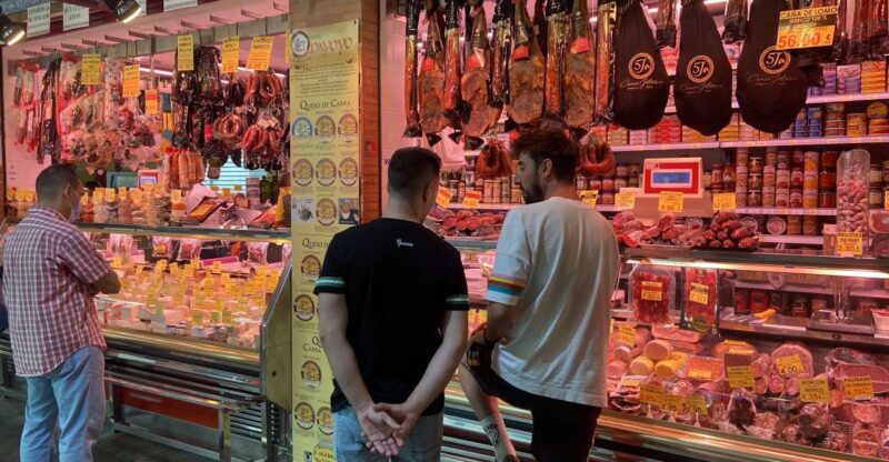 Seville: Flavors of Andalucía Guided Food Tour with Tastings - Discovering the Flavors of Andalucía in Seville