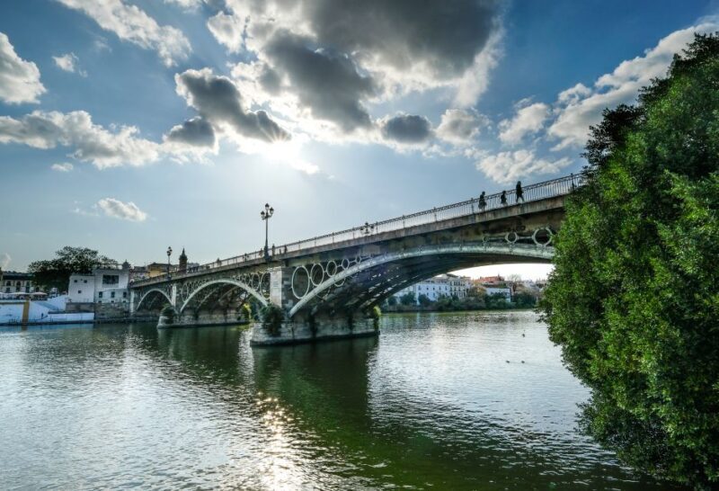 Seville: Guadalquivir & Secrets of Triana Small Group Tour - A Closer Look at the Tour Experience