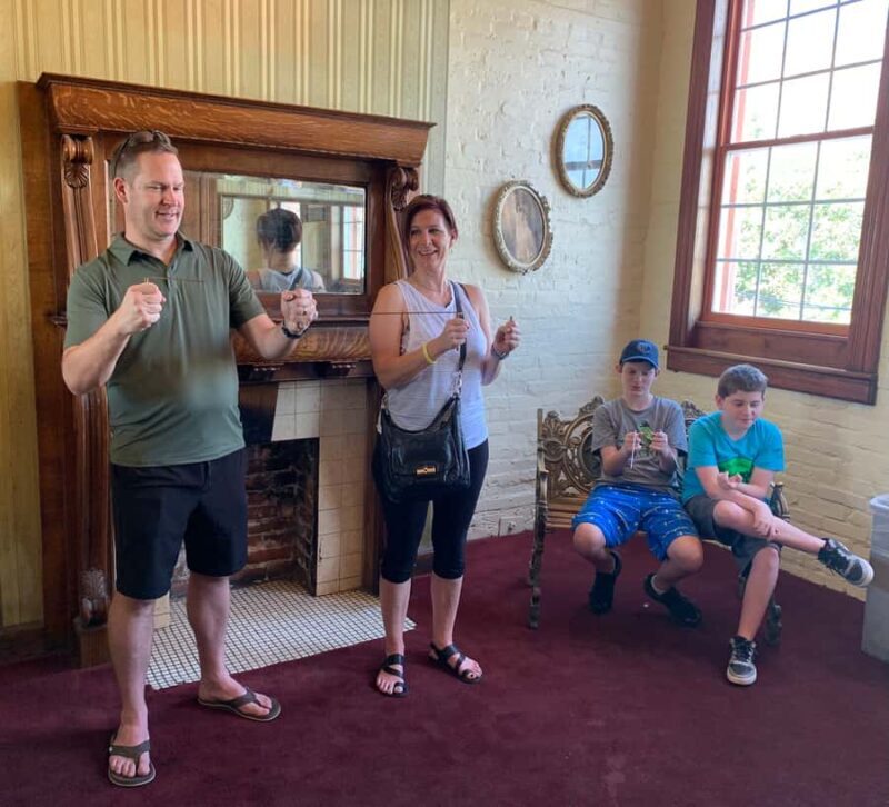 Seville Haunted Luncheon or Dinner and Ghost Tour - Key Points