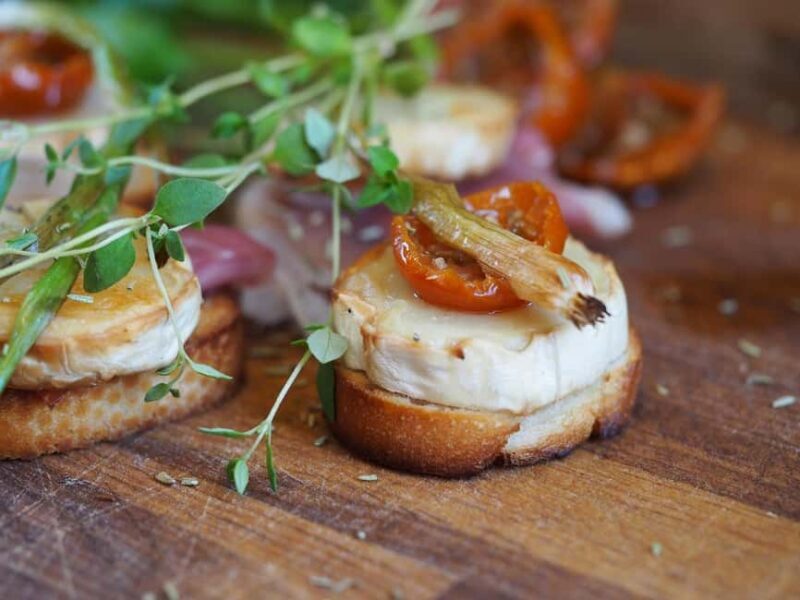 Seville in Depth: Exclusive Walking Tour+Tapas (3+3 hrs) - An In-Depth Look at the Experience