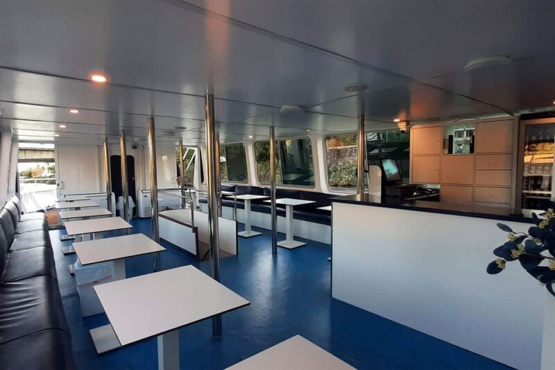 Seville: Restaurant boat ride on the Guadalquivir River with lunch/dinner - Seville: Restaurant Boat Ride on the Guadalquivir River with Lunch or Dinner