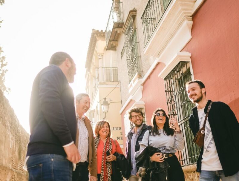 Seville: Small-Group Jewish Quarter Discovery Walking Tour - Key Points