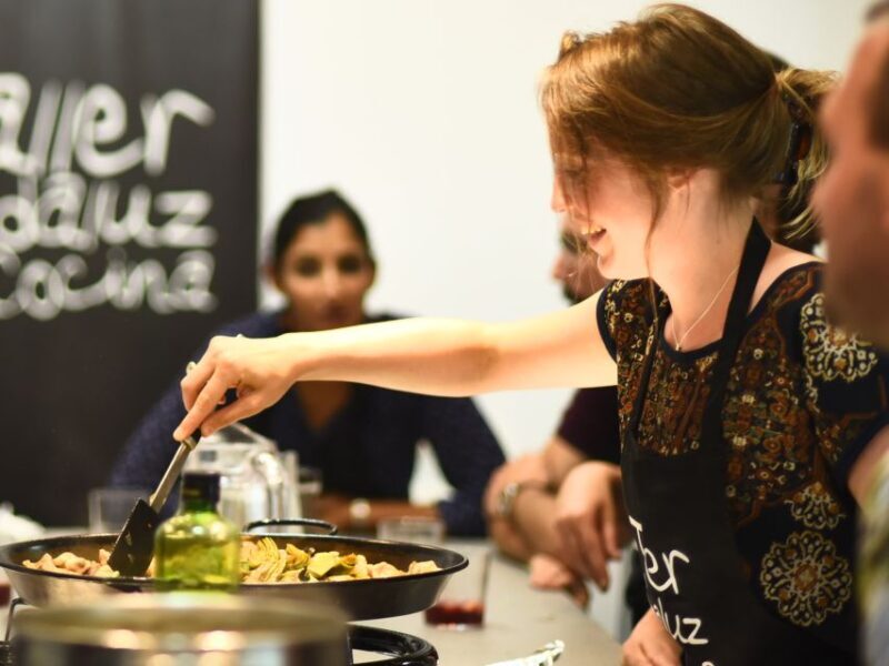 Seville: Spanish Cooking Class with Dinner - Key Points