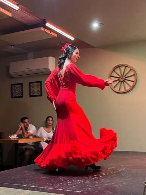 Seville: Tapas and Flamenco Tour with Local Guide - Key Points