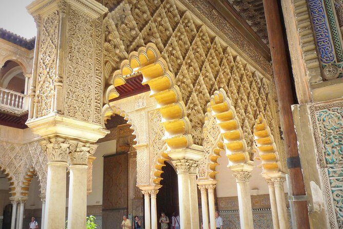 Seville Tour with Alcazar, Cathedral and Giralda from Granada - Exploring Seville: A Full-Day Journey from Granada
