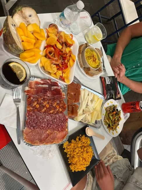 Seville: Triana Market Tapas Tour with Drinks - Practical Details and What to Expect