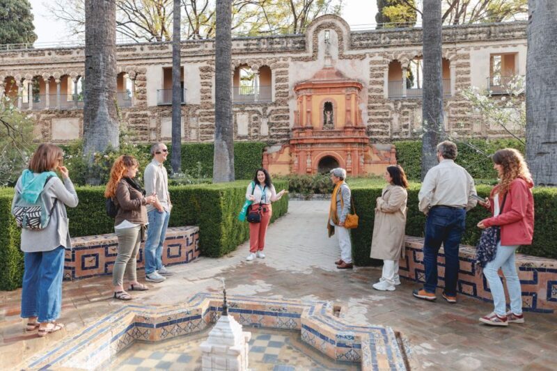 Seville: VIP Exclusive Early Access Tour of The Alcazar - Key Points