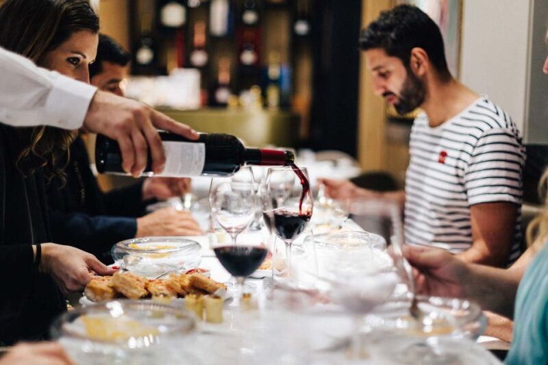 Seville: Wine and Gourmet Tapas Tour - Key Points