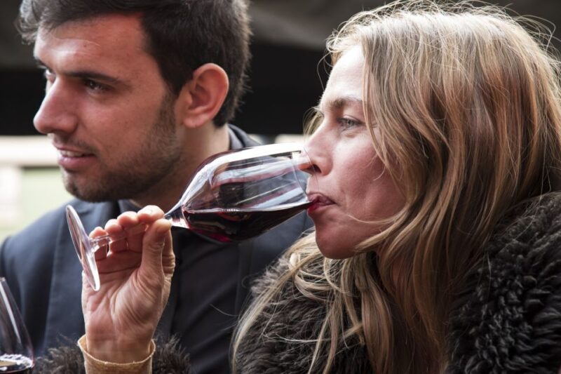 Seville: Wine and Gourmet Tapas Tour - FAQs