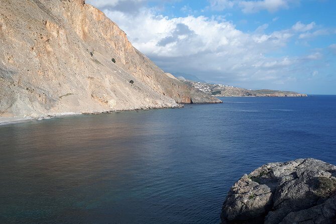 SFAKIA-AGIA ROUMELI hike adventure - Key Points