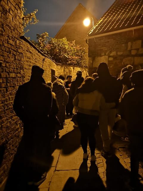 Shadows of York: Ghost Walk and Horrible History. - Shadows of York: Ghost Walk and Horrible History — A Complete Review