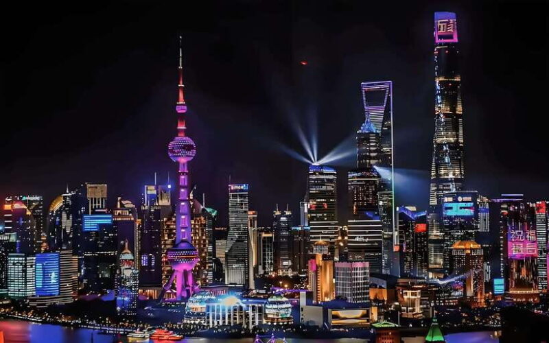 Shanghai By Night: Amazing River Cruise and Hot Pot Dinning - Who should consider this experience?