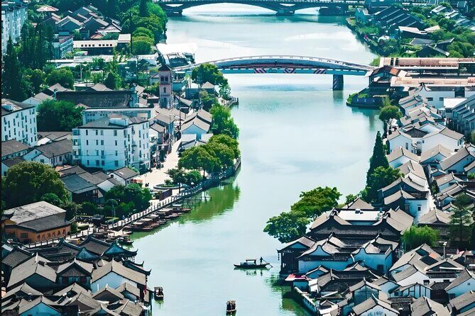 Shanghai Famous Route with Zhujiajiao Town & Suzhou River Cruise - Key Points