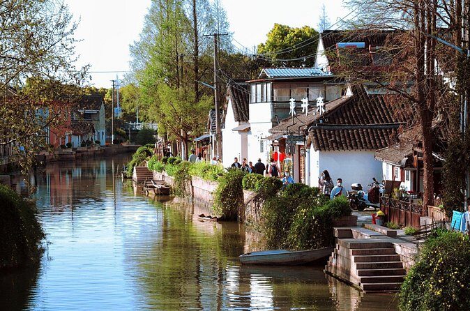 Shanghai Famous Route with Zhujiajiao Town & Suzhou River Cruise - A Deep Dive into the Tour Experience