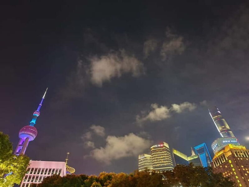 Shanghai: Full-Day Itinerary with Jing'an Temple & The Bund - A Day in Shanghai: An In-Depth Review